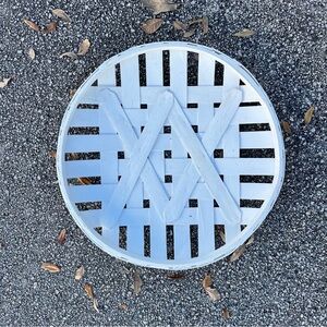 Pine Tobacco Basket Painted White Farmhouse Wall Decor Tabletop